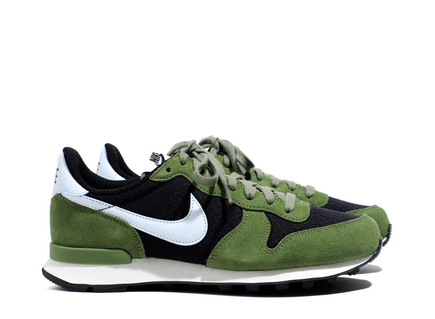 Nike Wmns Internationalist Black Palm Green Novoid Plus