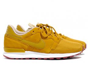 Nike Air Berwuda Premium Desert Ochre 844978-701