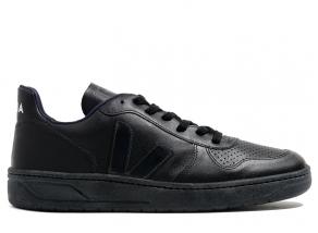 Veja V10 Bastille CWL Black / Black