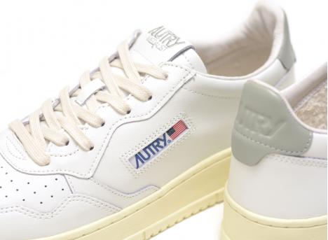 Autry Medalist Low LL11 Leather White / Seagr