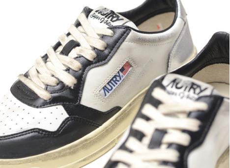 Autry Super Vintage SV11 Leather White / Black / Silver
