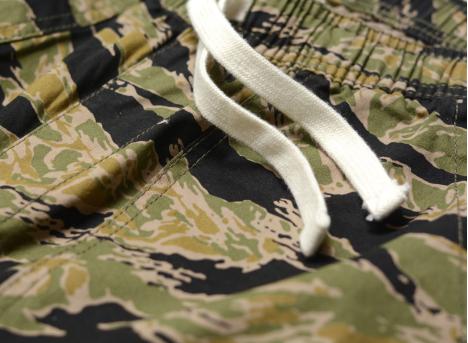 Bleu Relaxed Pants Tiger Stripe