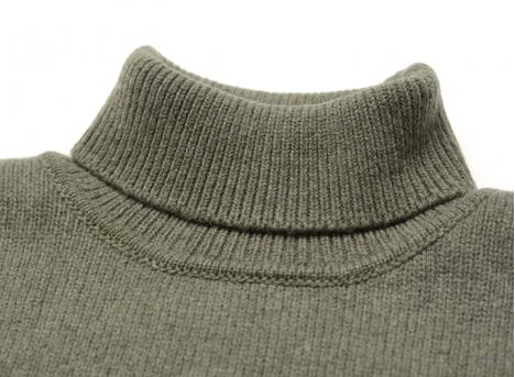 Colorful Standard Merino Wool Turtleneck Dusty Olive