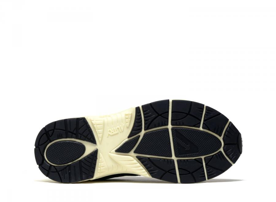 Autry Hyperway Low UM23 Suede / Mesh Black / Silver - Autry