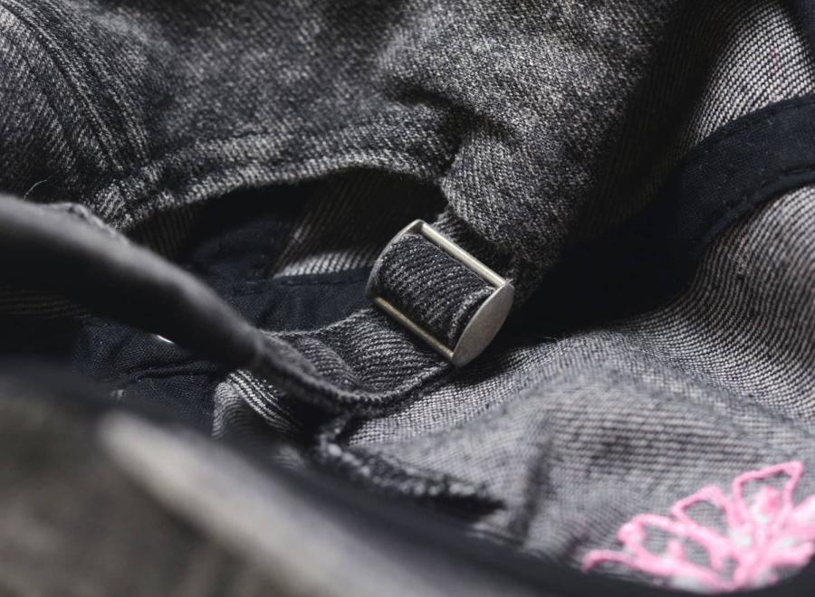 Bisous Skateboards Lips Cap Bleach Black - Bisous Skateboards