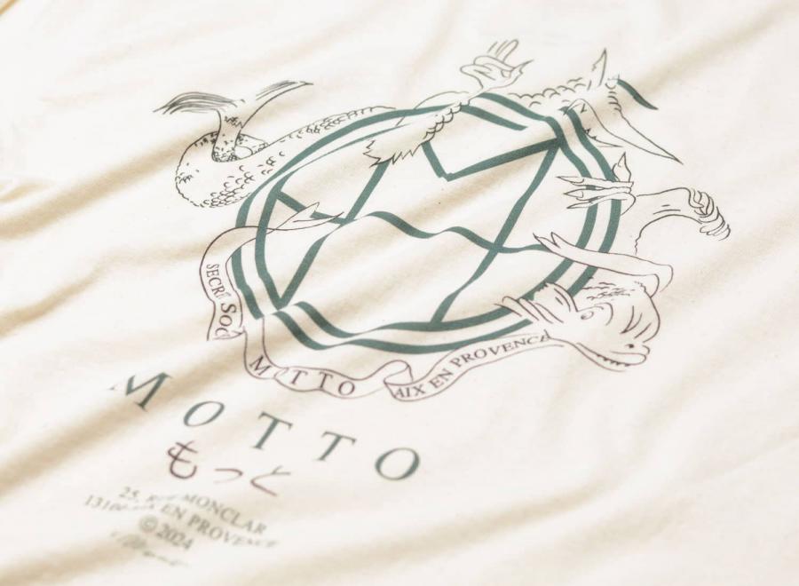 Motto Logo Tee Mermaid Natural - Novoid Plus