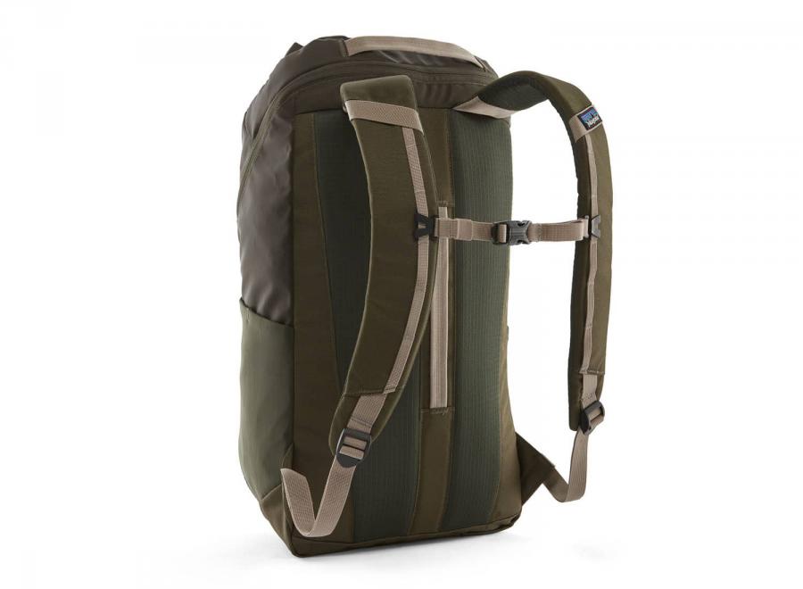 Patagonia Black Hole Pack 25L Pine Needle Green - Patagonia