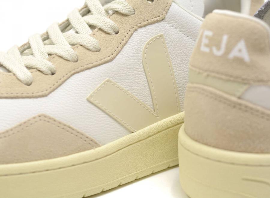 Veja V90 Leather Extra White / Pierre - Veja