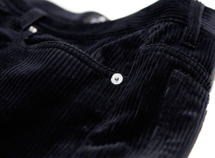 APC Petit Standard Faux Noir - APC