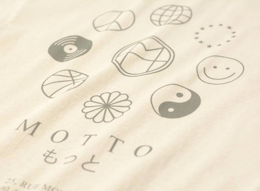 Motto Logo Tee Symbolism Sand - Novoid Plus