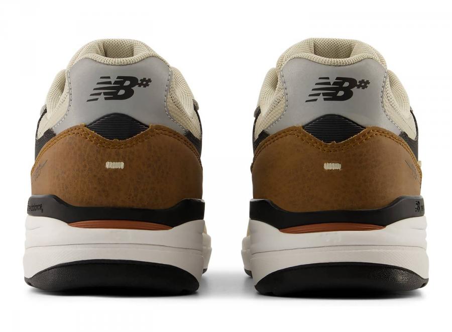 New Balance UN933ONE - New Balance