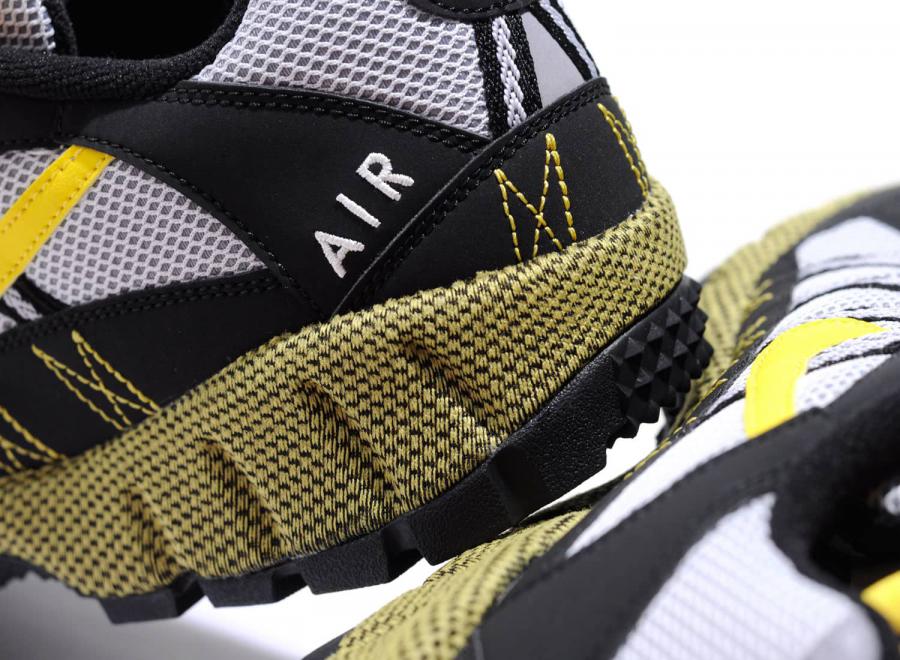 Nike Air Humara 17 Black / Varsity Maize AJ1102-001 - Nike