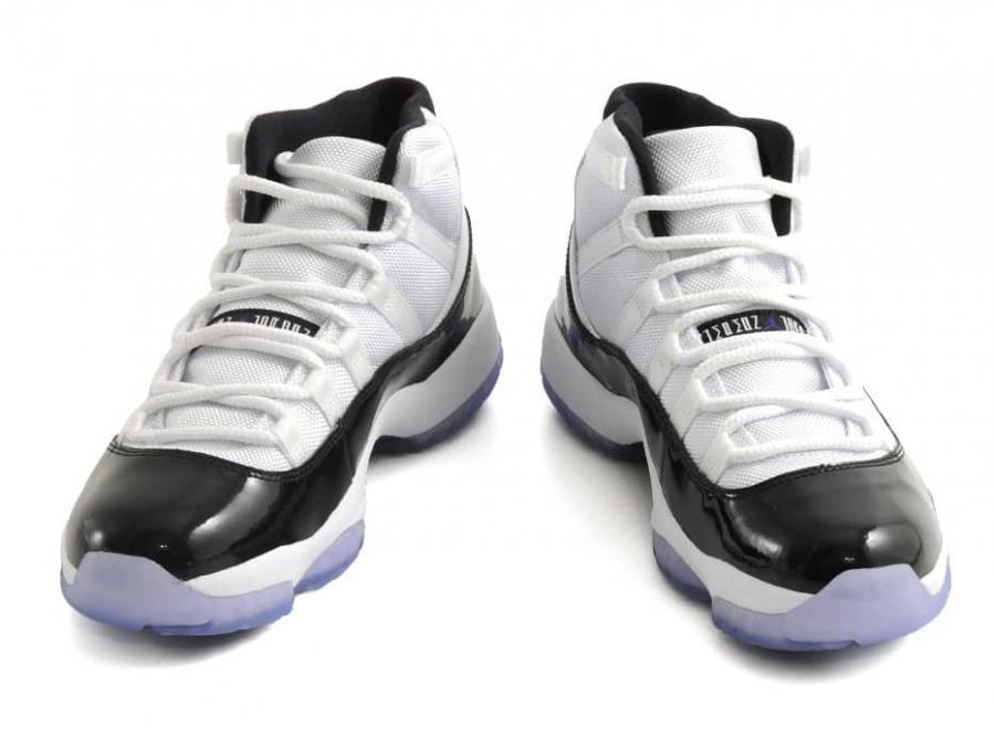 NIKE AIR JORDAN 11 RETRO - Nike