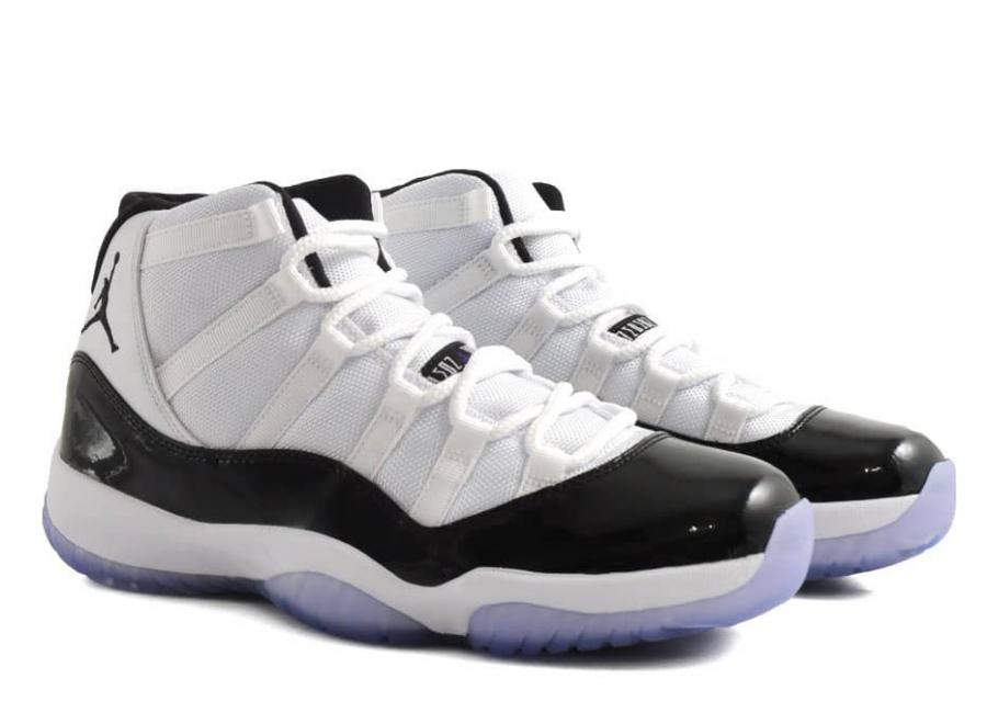 NIKE AIR JORDAN 11 RETRO - Nike