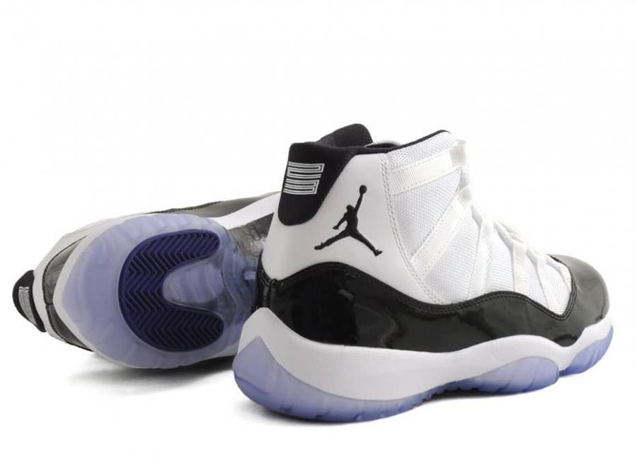 NIKE AIR JORDAN 11 RETRO - Nike