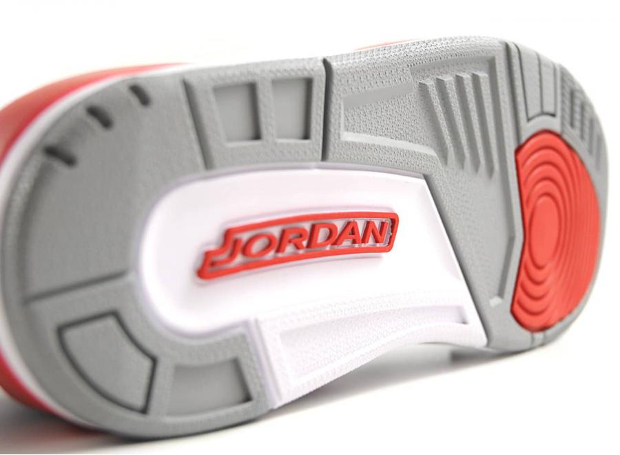 Nike Air Jordan 3 Retro White / Fire Red - Nike