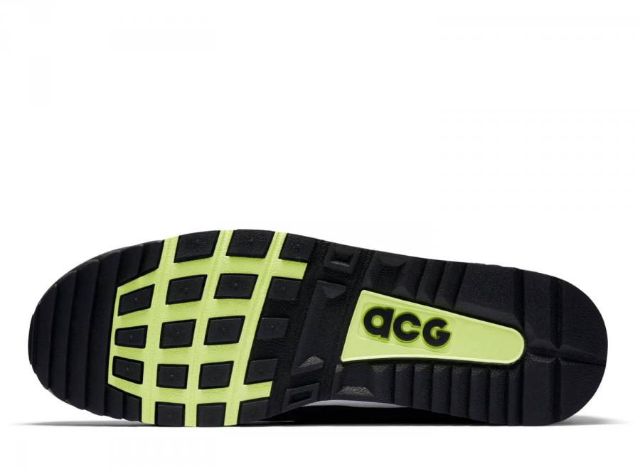 Nike Air Wildwood ACG Pure Platinum / Comet Red AO3116-001 - Nike
