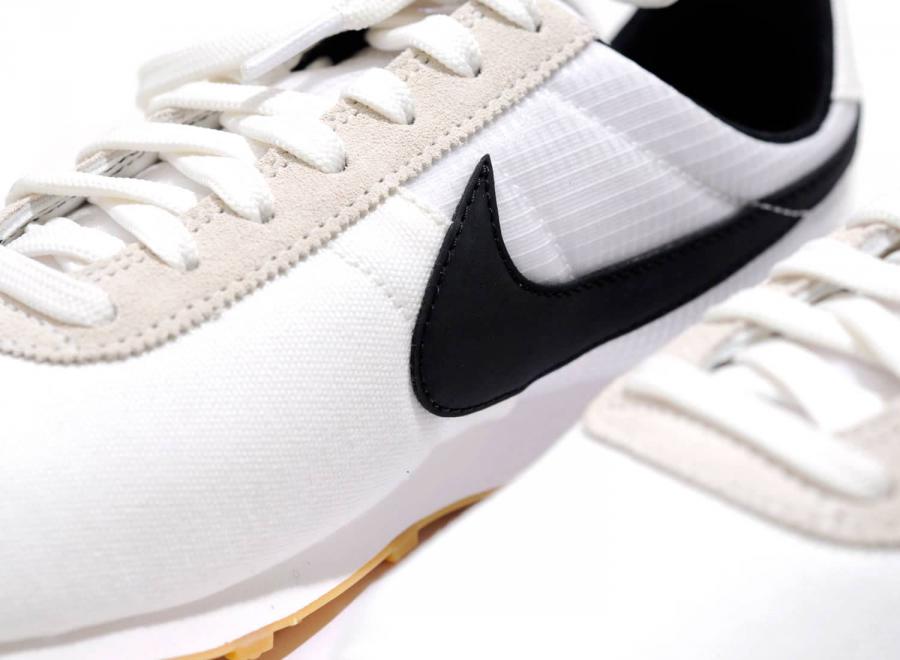 Nike W Pre Montreal Racer Vintage Sail / Black 828436-101 - Nike