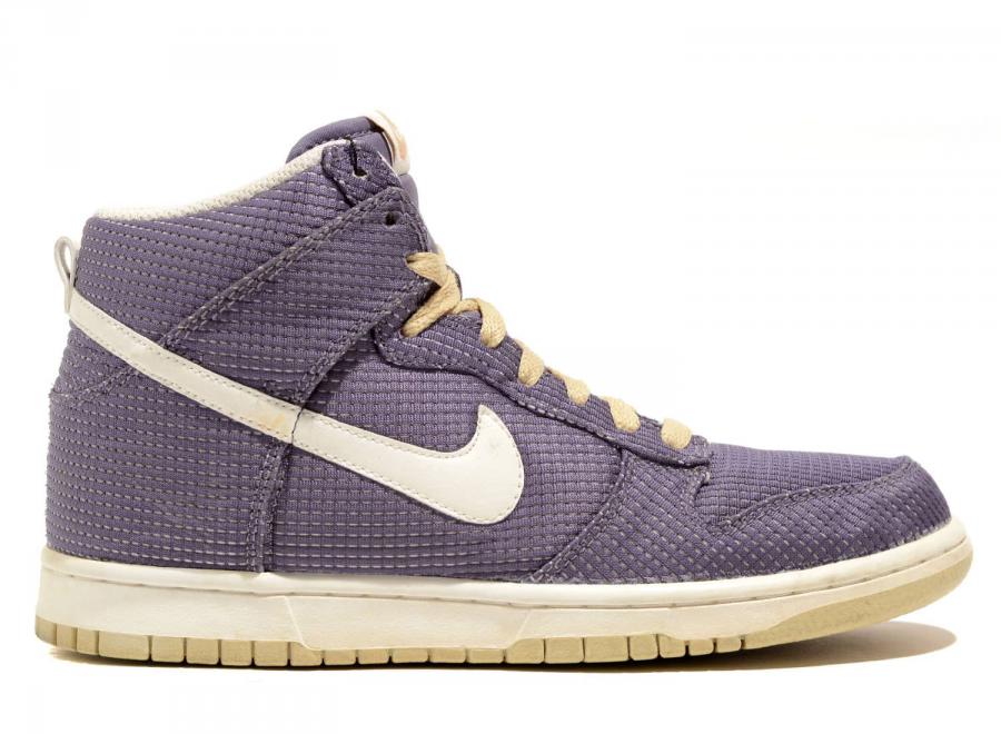 Vintage Nike Dunk High Vegas / Gold 39 - Nike