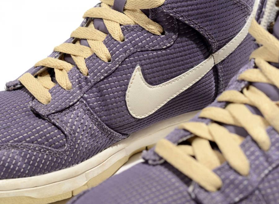 Vintage Nike Dunk High Vegas / Gold 39 - Nike