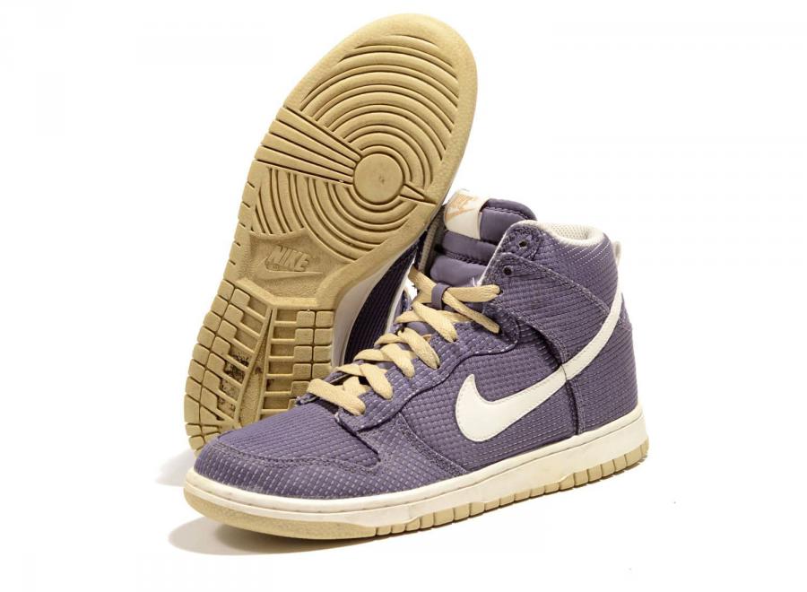 Vintage Nike Dunk High Vegas / Gold 39 - Nike